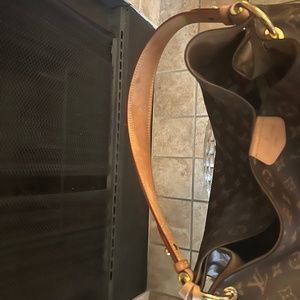 Louis Vuitton Graceful MM